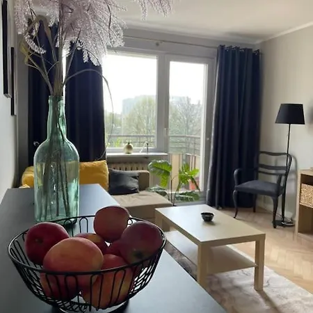 Four Bedroom Lachmana Apartment Warsaw